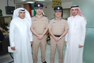 العقيد الحقان والمقدم الفيلكاوي واحد مسؤولي الجنسية مع الزميل محمد دشيش