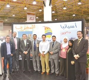 السفير الاسباني في جناح شركة موني مارت