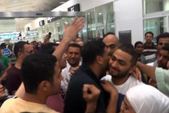  استقبال تاريخي لتامر حسني في قطر