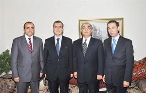 يوسف الحويك ومسعد فارس واحمد الخطيب مع السفير اللبناني دبسام النعماني﻿