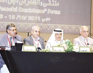 المتحدثون في جلسة الاخر في الشعر﻿