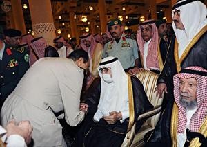 المشير محمد حسين طنطاوي يقدم العزاء لخادم الحرمين الشريفين﻿