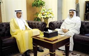 الخرافي اثناء استقباله وكيل ديوان المحاسبة عبدالعزيز الرومي﻿