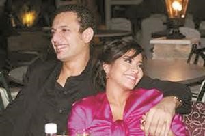 شيرين عبدالوهاب مع زوجها