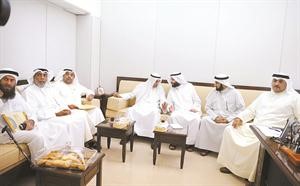 اعضاء اللجنة السباعية في كتلة المقاطعة اثناء اجتماعهم في مكتب النائب محمد المطير امس متين غوزال