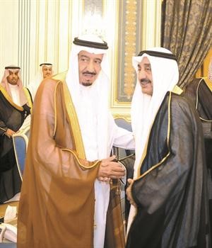 رئيس مجلس الامة جاسم الخرافي يقدم التعازي﻿