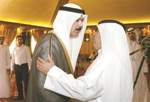 الشيخ محمد الخالد يقدم التعازي للسفير دعبدالعزيز الفايز﻿