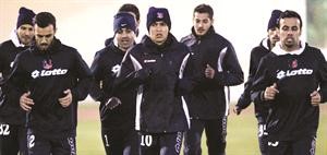 البرازيلي روجيريو وزملاؤه بحاجة لدعاء اهل الكويت للعودة باللقب الاسيوي الثمين الازرقكوم
