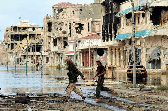 «واشنطن بوست»: الانتقام والثأر يسودان المدن الليبية وينذران بحرب أهلية
