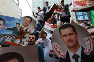مظاهرة مؤيدة للرئيس السوري بشار الاسد في بيروت امس افپ