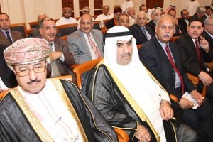 الزميل مسعد حسني خلال افتتاح الفترة الخامسة لمجلس عمان