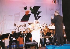 احمد الجميري في احدى حفلاته في الكويت