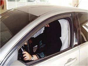 أكاديمي سعودي يرد على مطالبة القرضاوي بقيادة النساء للسيارة: لا يطالب بهذا إلا «المستغربون» والمخدوعون