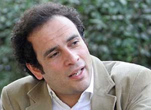 عمرو حمزاوي