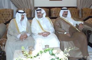 الشيخ فهد سالم العلي والشيخ حمد جابر العلي وناصر العثمان﻿