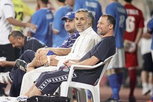 الجهاز الفني لازرق الشباب يرصد الاخطاء لمعالجتها﻿