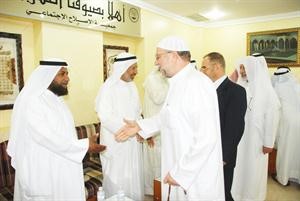 تبادل التهاني بالعيد﻿