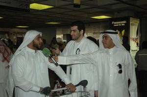 الحاج صالح الجعفر ومندوب تلفزيون الكويت والزميل محمد راتب﻿