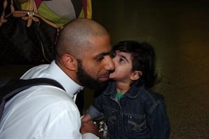 قبلة للوالد﻿