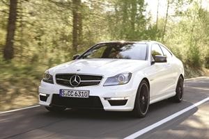 حلبة مرسى ياس في أبوظبي تستضيف جولة أداء مرسيدس ـ AMG لـ2011