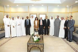 دهلال الساير ودابراهيم العبدالهادي مع دمهدي الفضلي ودريم الرضوان وقياديي الوزارة سعود سالم
