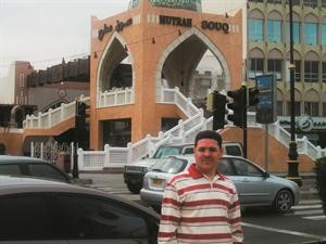 الزميل مسعد حسني امام سوق مطرح﻿