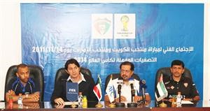 الزميل طلال المحطب متوسطا غوران توفاريتش ودعبدالله مسفر﻿