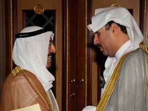 وسموه مهنئا الشيخ حمد جابر العلي بتعيينه وزيرا للاعلام﻿
