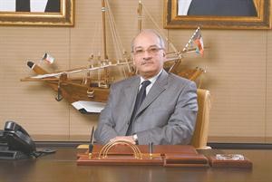د محمود ابوالعيون
