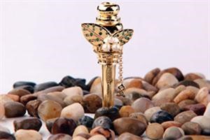 مباسم شيشة مرصعة بالماس تغزو دبي والعرب أكثر المشترين