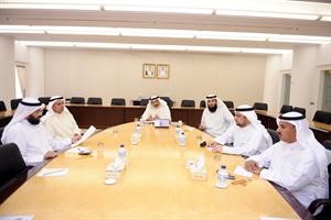 رئيس مجلس الامة جاسم الخرافي مترئسا اجتماع مكتب المجلس مع نائبه عبدالله الرومي والمراقب دعلي العمير وديوسف الزلزلة وحسين الحريتي والامين العام علام الكندري
