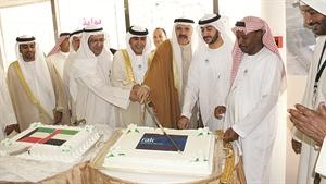 الشيخ سالم بن سلطان القاسمي وعمر جهامة وفواز الفرح وسفير الامارات بالكويت يحتفلون بتدشين الرحلات الجديدة﻿