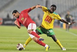 احمد فتحي لا يفكر بالرحيل عن الاهلي﻿
