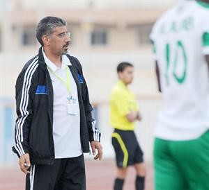 المدرب احمد عبدالحميد يفكر في اجتياز عقبة الشباب	 الازقكوم﻿