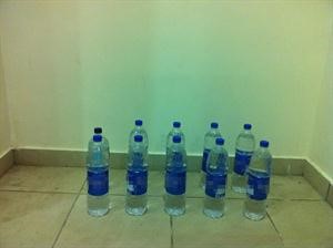 خمور ضبطت مع اسيوي﻿