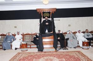 الخطيب سيد تاج الاحمد معتليا المنبر الحسيني﻿