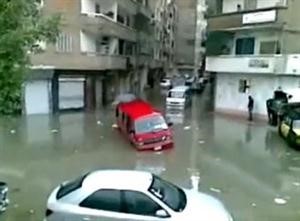 سيارات غارقة في اسكتلندا