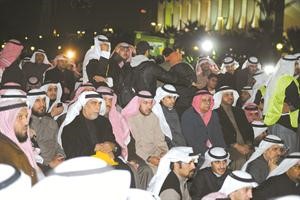 النواب والنشطاء السياسيون في ساحة الارادة﻿