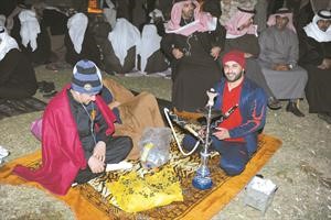 الشيشة حاضرة﻿