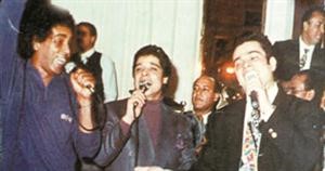 الراحل عامر منيب وعمرو دياب ومحمد منير في صورة نادرة﻿