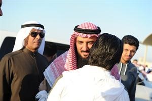 د فهد الخنة يتلقى التهاني بمناسبة اطلاق سراحه﻿