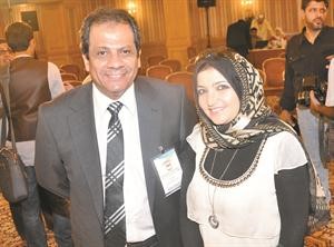 عادل مبارز مع الزميلة فوزية الابراهيم﻿
