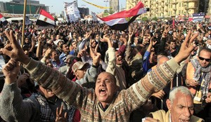 الالاف شاركوا في تظاهرة تكريم شهداء الثورة في ميدان التحرير امس اپ