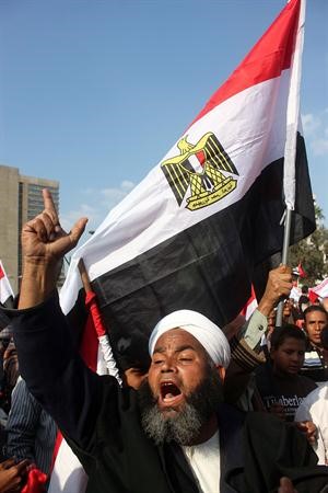 الحضور السلفي كان لافتا في ميدان العباسية امس افپ