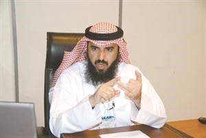 مراقب الاعلام بادارة العلاقات العامة في بيت الزكاة حمد سالم المري	كرم ذياب﻿