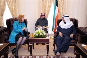 الرئيس جاسم الخرافي خلال استقباله نائبة رئيس مجلس اللوردات البريطـــاني