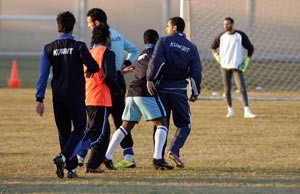 صلبوخ يمسك ببدر المطوع