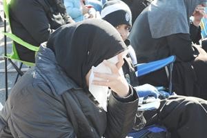بكاء وتاثر﻿