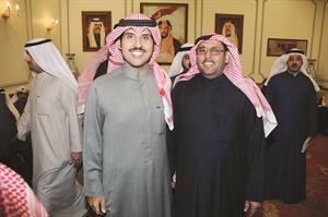 الشيخ داحمد الناصر مستقبلا الحضور﻿