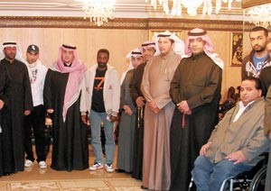 جانب من الاساتذة المشاركين في الاجتماع﻿